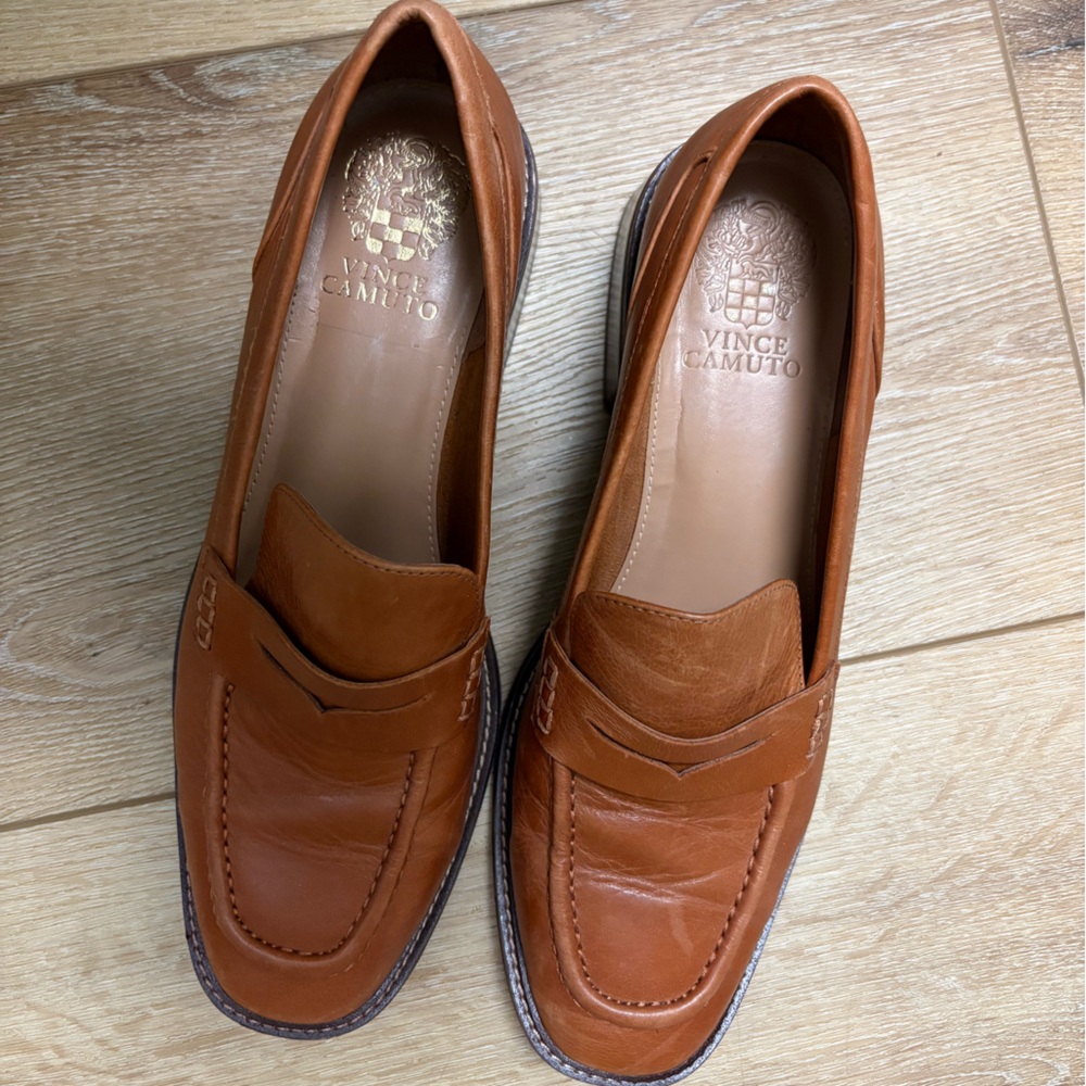 Vince Camuto | Medium Brown Leather Loafers 👞 Sz 8.5, Small Heel, Classic Staple - Picture 12 of 13